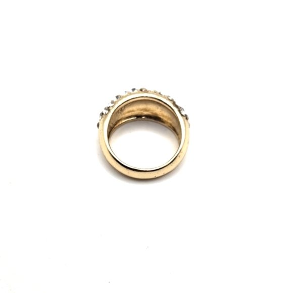 🟢3/$19🟢 Size 8 Yellow Gold Costume Rhinestone Crystal Dome Ring - Picture 6 of 7
